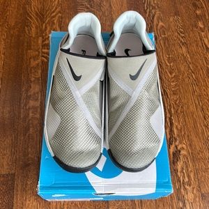 ✔️ New✔️ NIKE Go Flyease Light Army